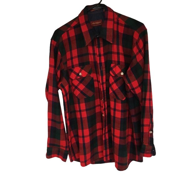 Allen Wickfield Outdoor Authority Other - Allen Wickfield Outdoor Authority Men's Flannel Shirt in Large Unisex in Red